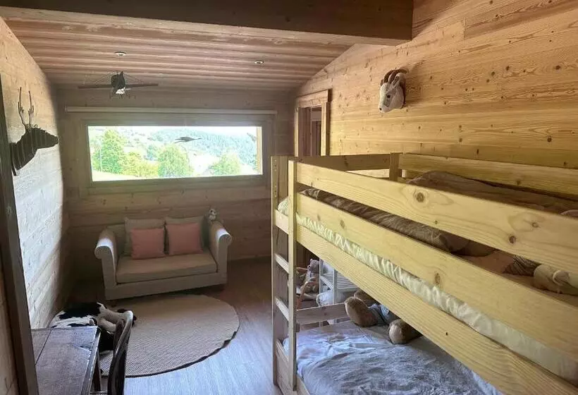 Aamiaismajoitus (B&B) Chalet La Petite Ourse