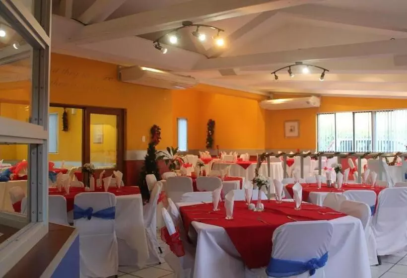 تختخواب و صبحانه Thokoza Anglican Conference Centre