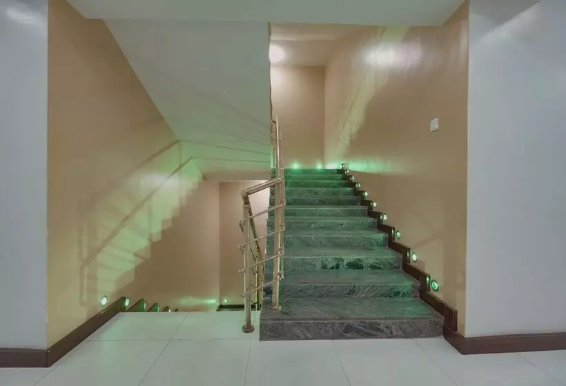 هتل La Regia Airport