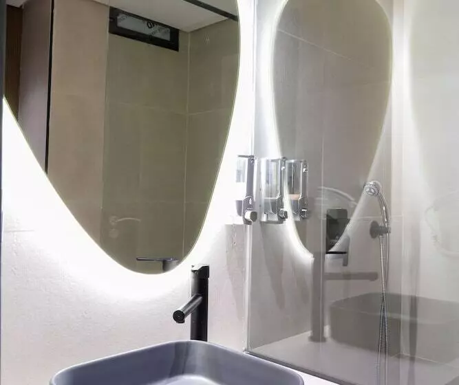 هتل Le M Hôtel