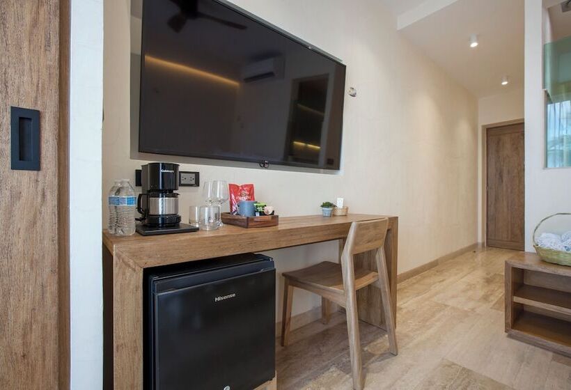 Отель Malecón 1680