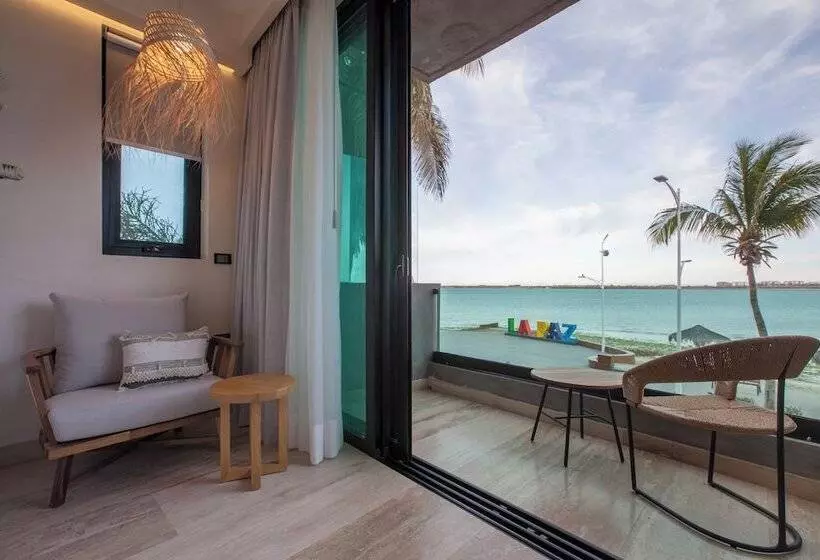 Hotelli Malecón 1680