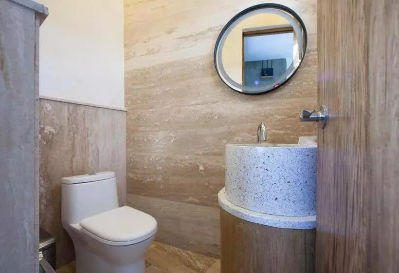 Hotelli Malecón 1680