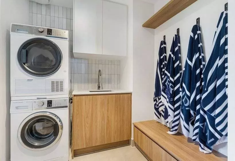 Hotelli Seanna Residences Bokarina Beach