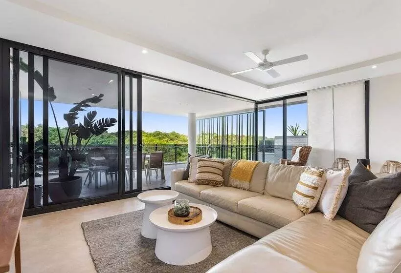 Hotelli Seanna Residences Bokarina Beach