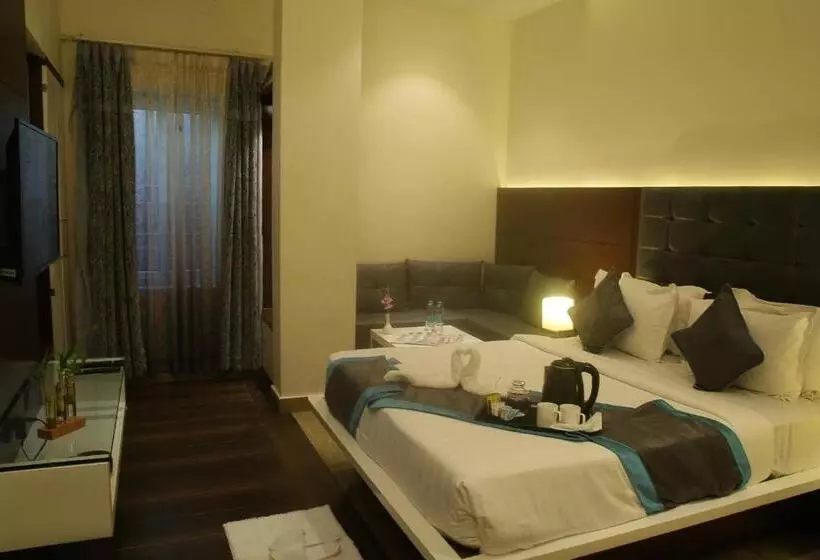 Park Signature Hotels Royal Benza