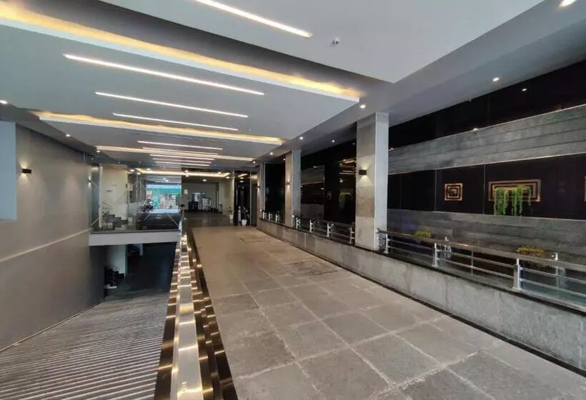 Park Signature Hotels Royal Benza