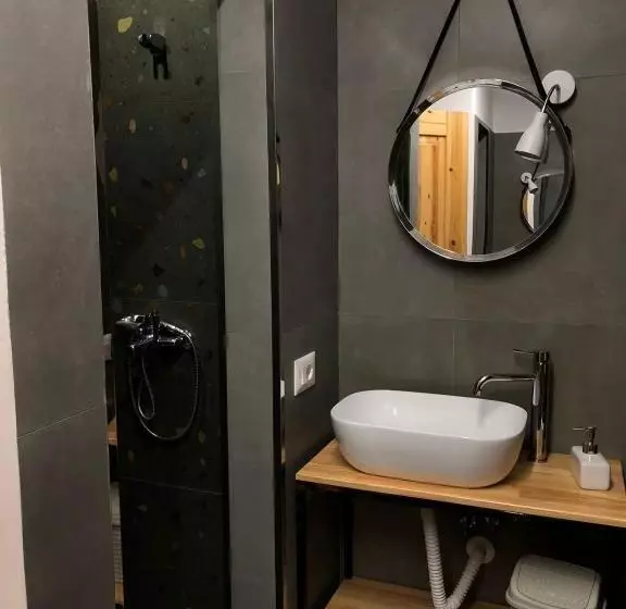 Red Goat Hostel