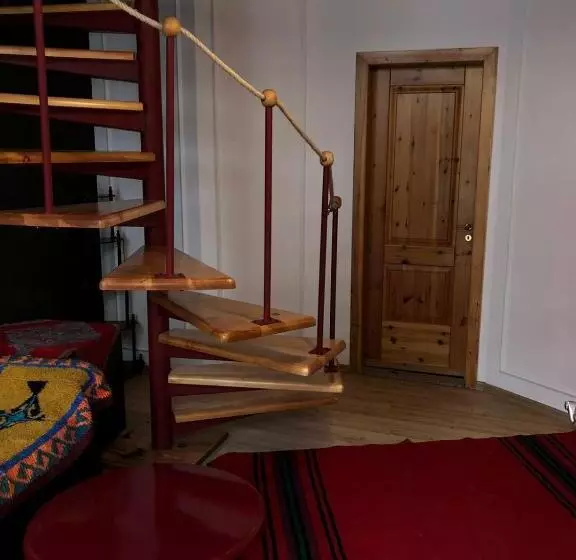 Red Goat Hostel