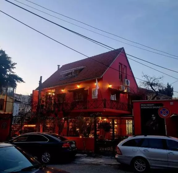 Red Goat Hostel