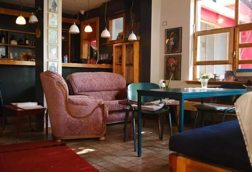 Red Goat Hostel