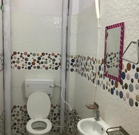 Bed and Breakfast Rita Shree Homestay At Ayodhya Highway