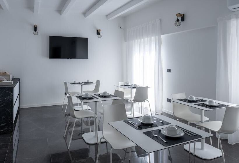 Domea Superior Rooms Bed And Breakfast