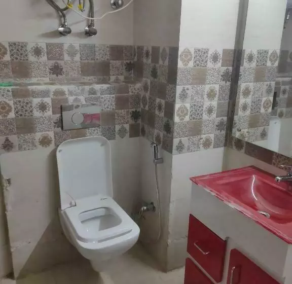 Hotelli Collection O White Villa