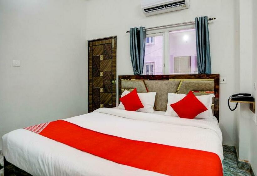 Отель Oyo Flagship 81327 Ks Palace