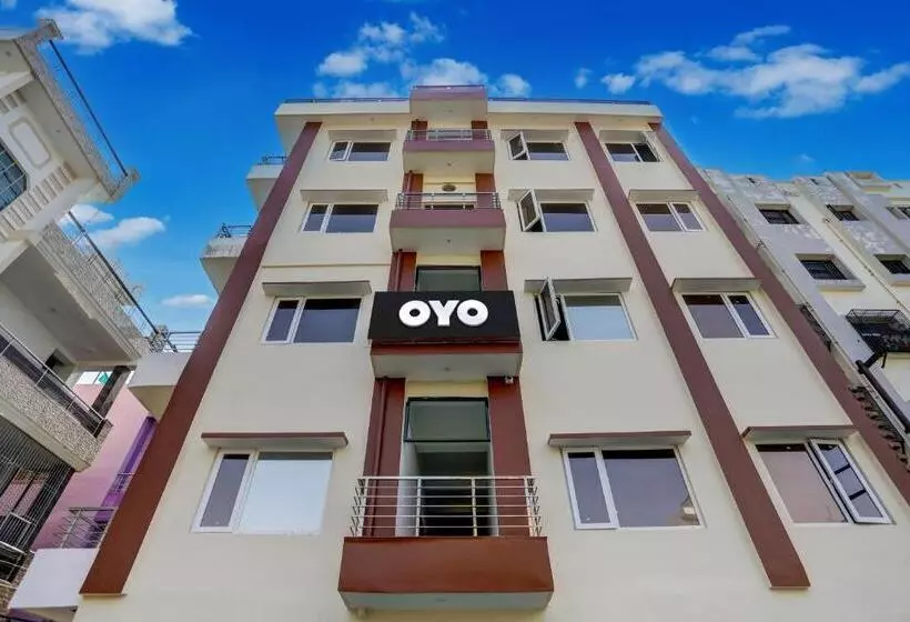 ホテル Oyo Flagship 81327 Ks Palace