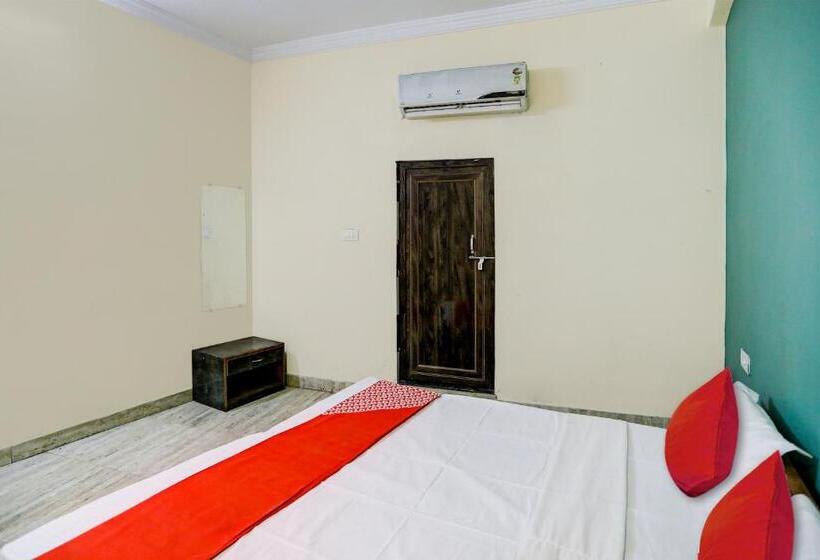 호텔 Oyo Flagship 81328 Panjabi