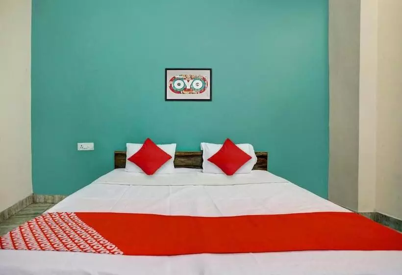 ホテル Oyo Flagship 81328  Panjabi