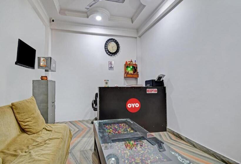 בית מלון כפרי Oyo Flagship 81340 Diamond Inns