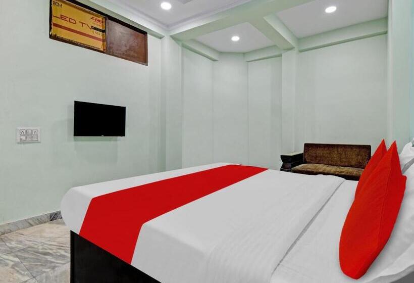 בית מלון כפרי Oyo Flagship 81340 Diamond Inns