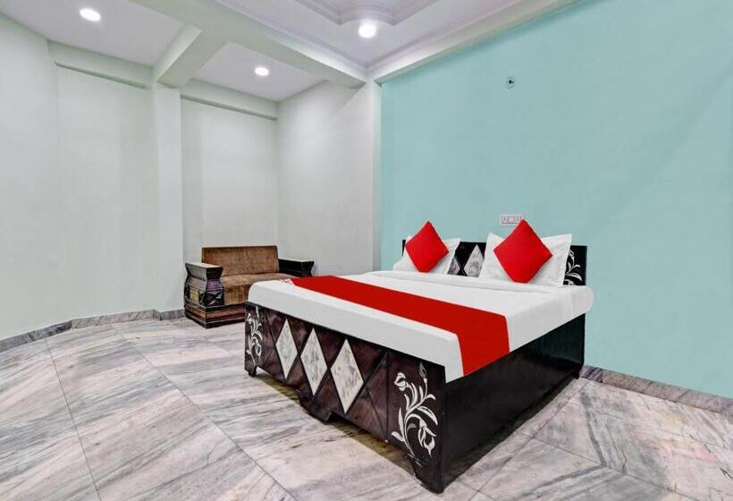 בית מלון כפרי Oyo Flagship 81340 Diamond Inns