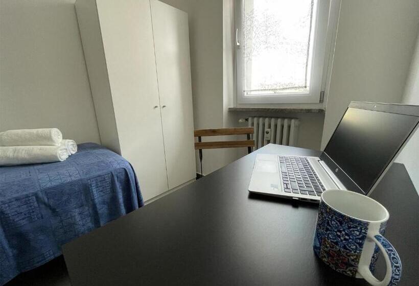 膳宿费 Silvia & Simone S House