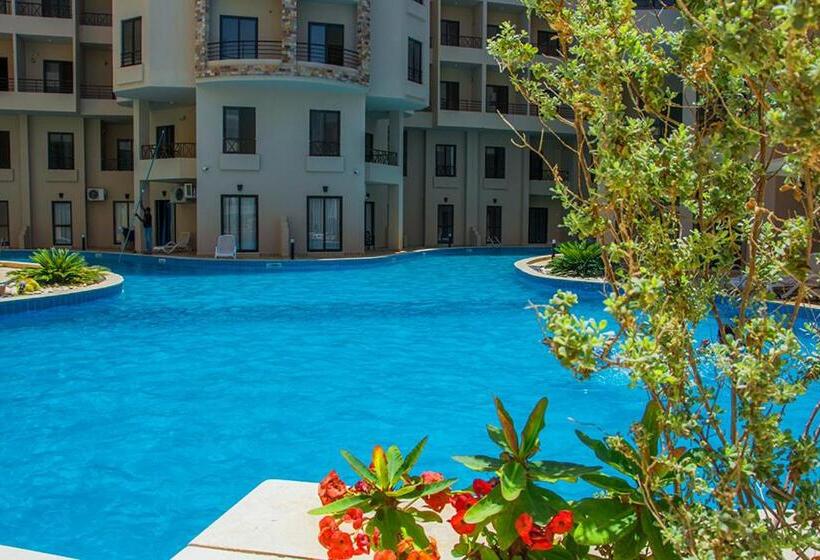 Aqua Tropical Resort Near El Gouna Hurghada