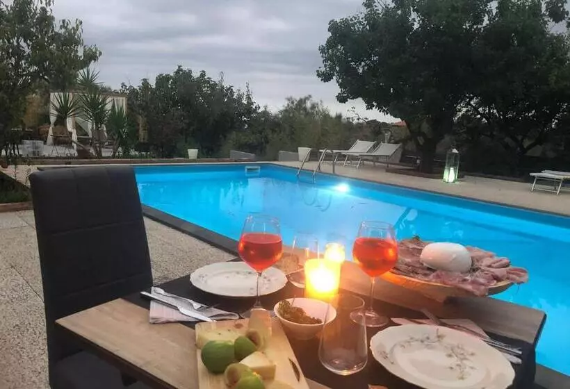 تختخواب و صبحانه Etna Petit Relais