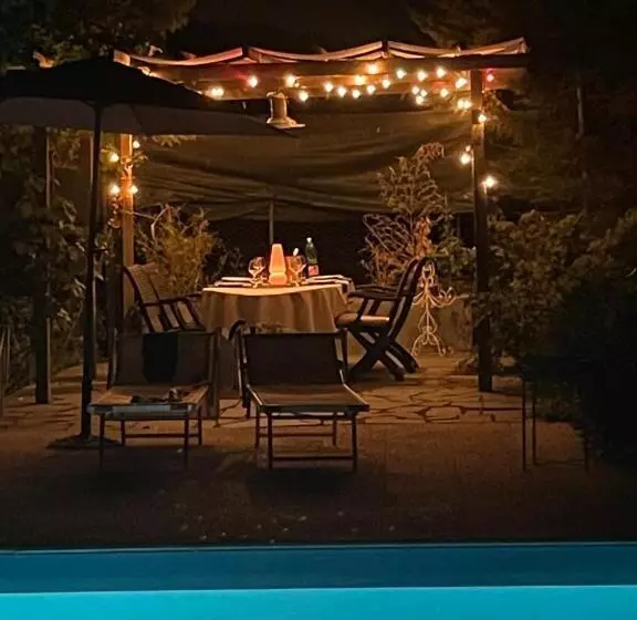 تختخواب و صبحانه Etna Petit Relais