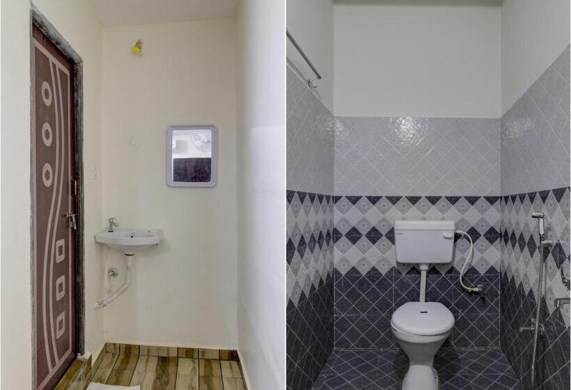 Отель Oyo Flagship 81334 Sv