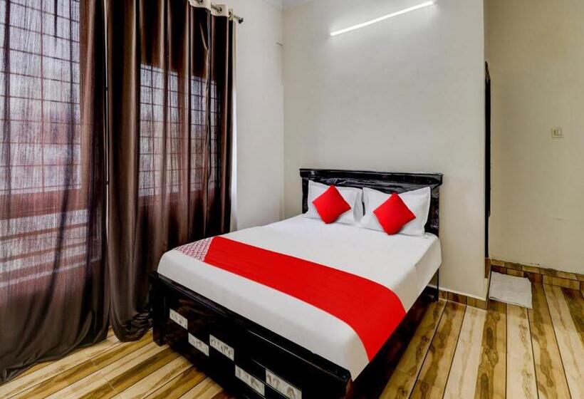 Отель Oyo Flagship 81334 Sv