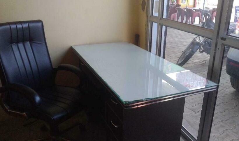 Hotel Spot On 81155 Tarun Guest House