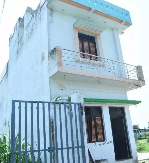 Hotelli Spot On 81155 Tarun Guest House