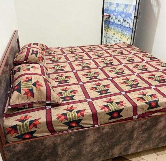 Hotel Spot On 81155 Tarun Guest House