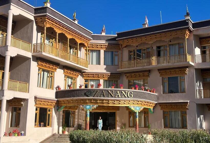 ホテル Zanang