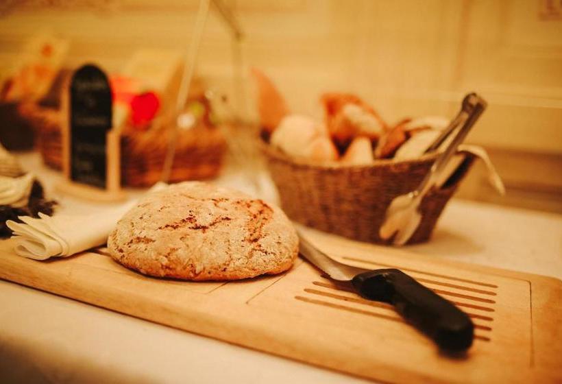 호텔 & Restaurant Adler