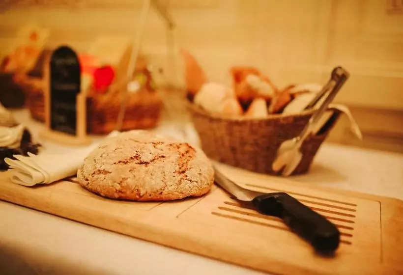 Hotelli & Restaurant Adler