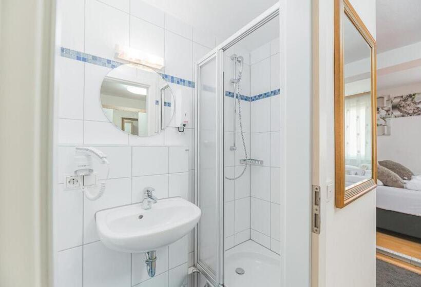 호텔 Am Schlossplatz