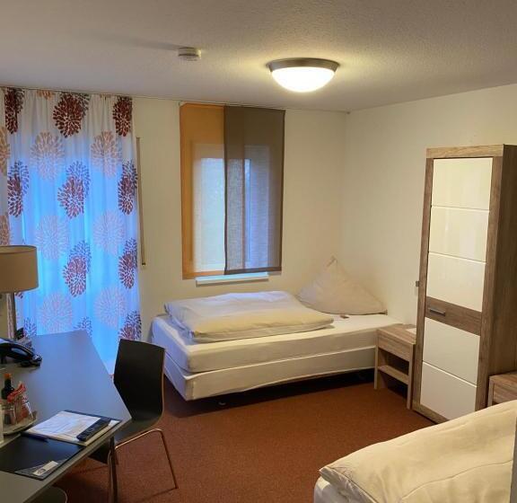 هتل Astra Rastatt