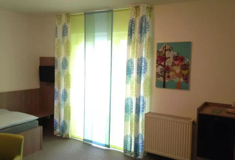 Hotelli Astra Rastatt