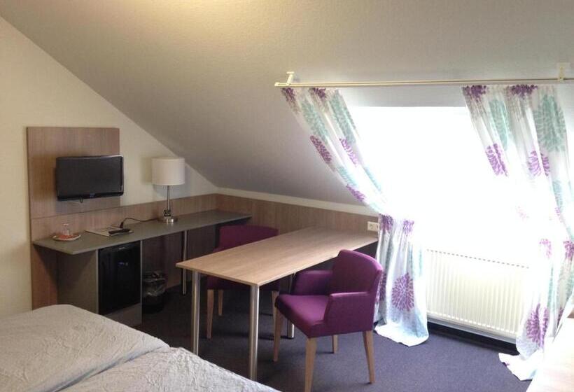 هتل Astra Rastatt