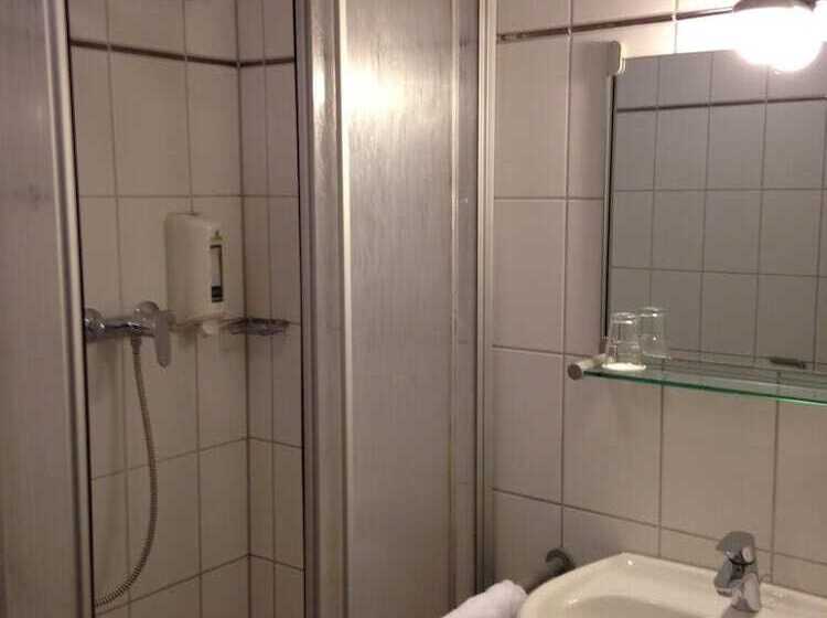 هتل Astra Rastatt