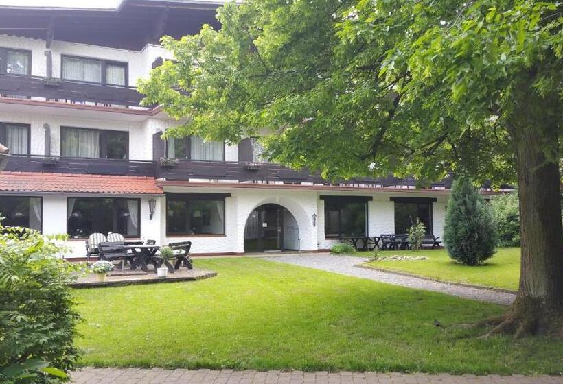 هتل Büchner Garni