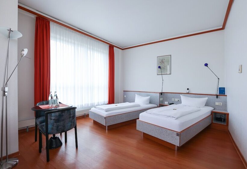 בית מלון כפרי Blaubeurer Tor