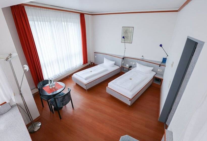 בית מלון כפרי Blaubeurer Tor