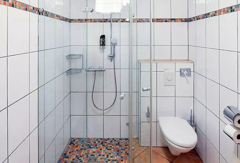 Hotelli Chalet Raabe