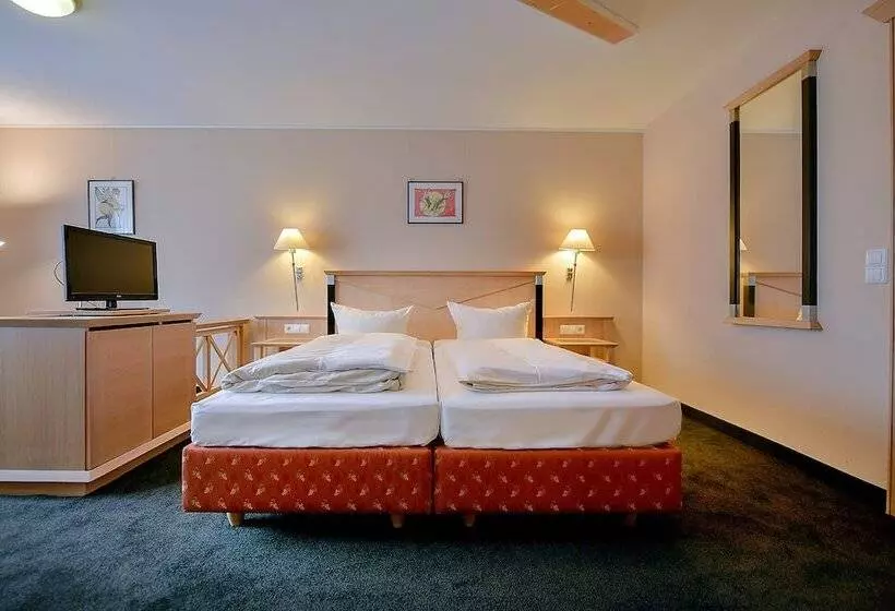 Hotelli Chalet Raabe