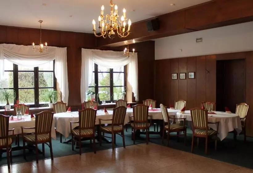 ホテル Gasthaus Zur Fähre