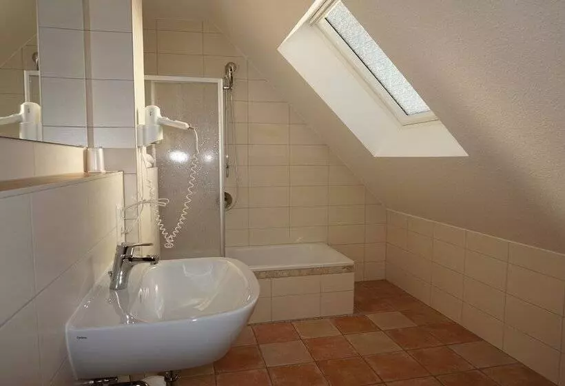 Hotelli Gasthof “goldener Engel”