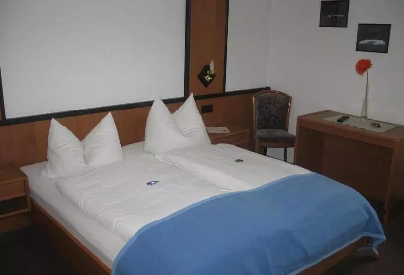 Hotelli Gasthof Pension Leupold